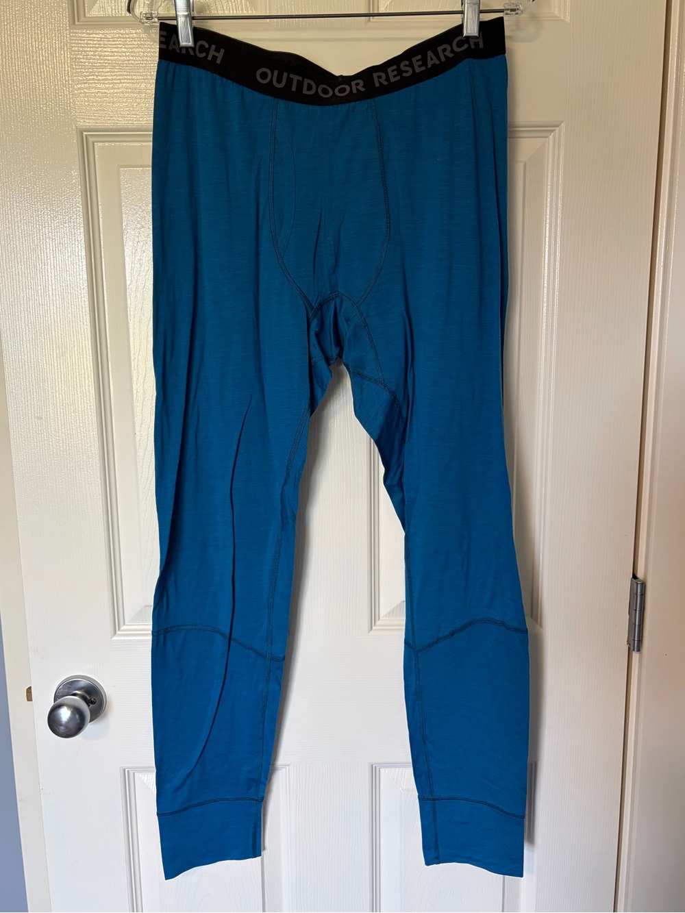 Outdoor research base layer - size L